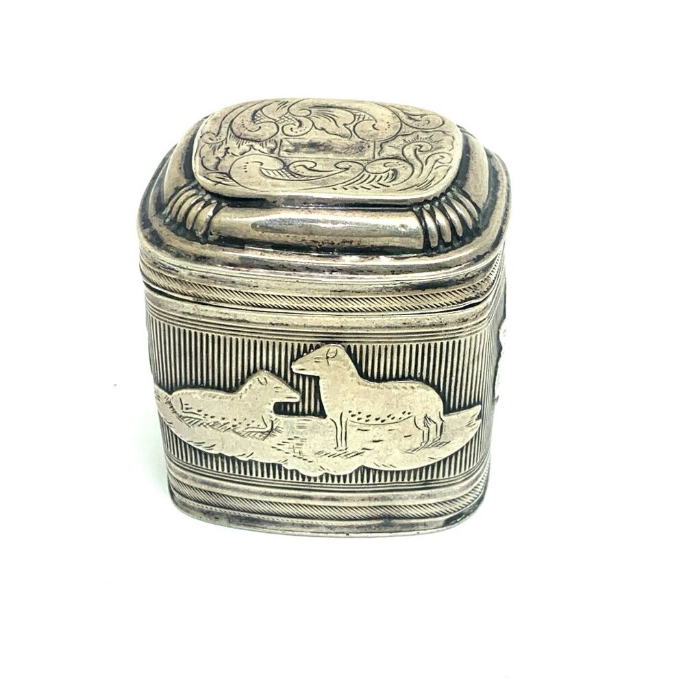Dutch Box Antique Silver Pillbox Snuff Decorative Lion Hallmark Design 1.7''
